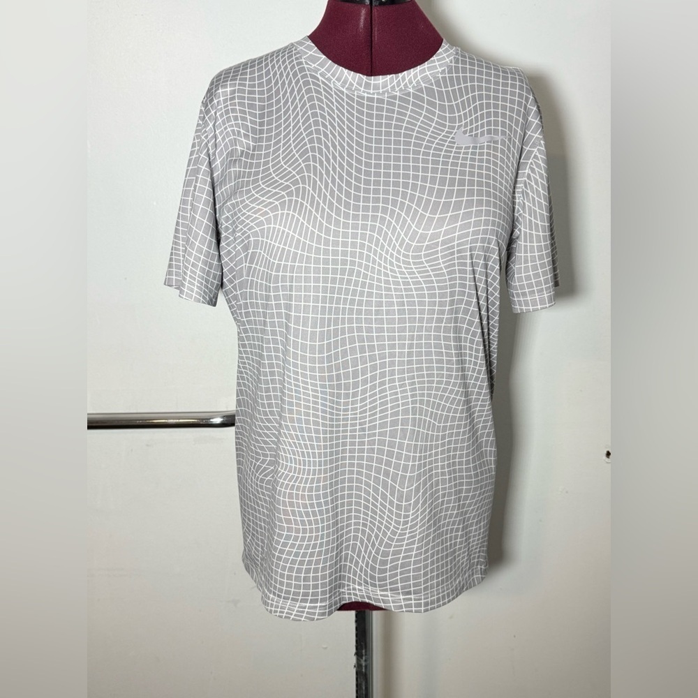 Nike White and Gray Grid T-Shirt